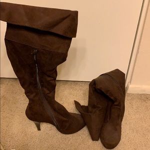 Brown Nine West boots.